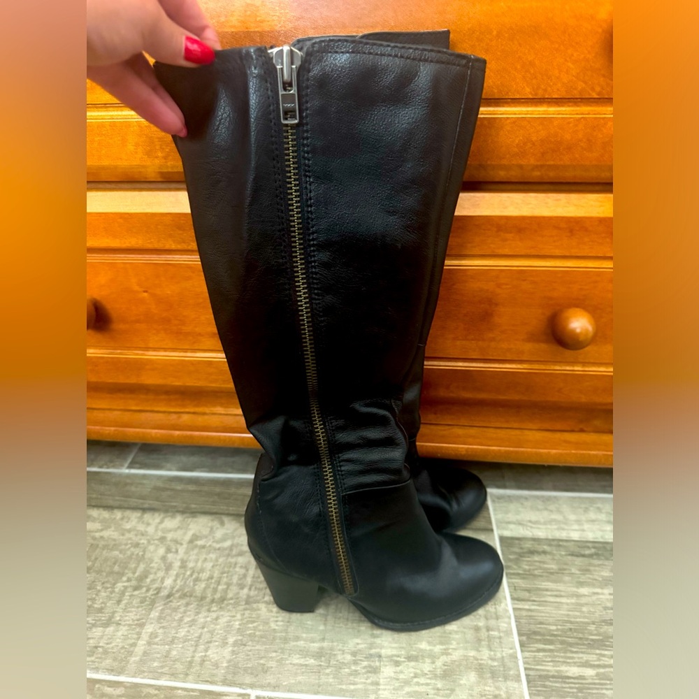 Black Leather Knee-High Boots